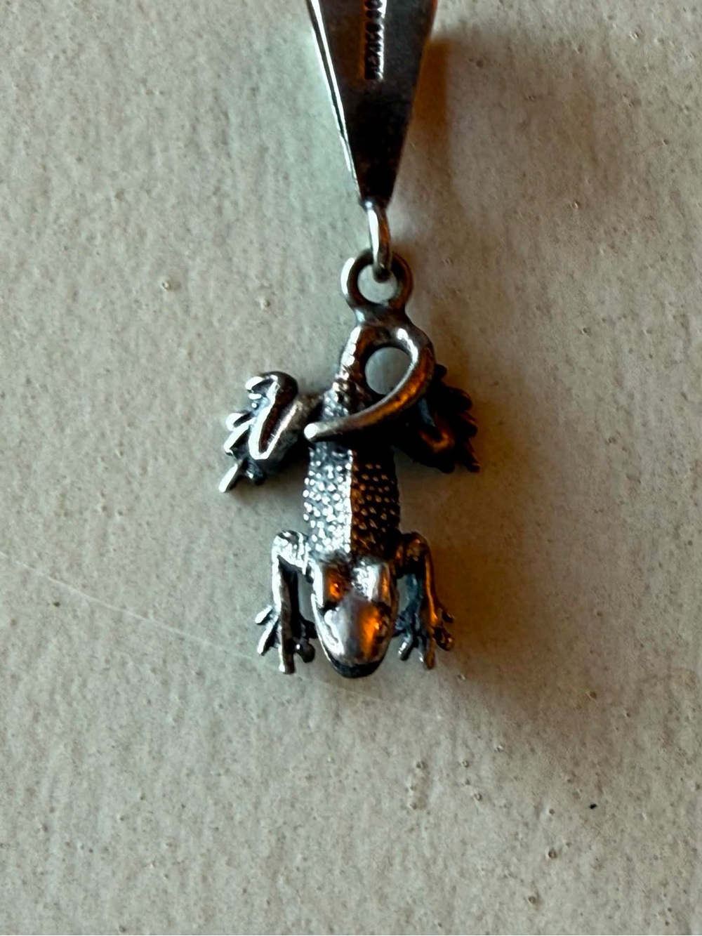 Sterling Silver lizard Pendant Necklace Mexico  - Silver